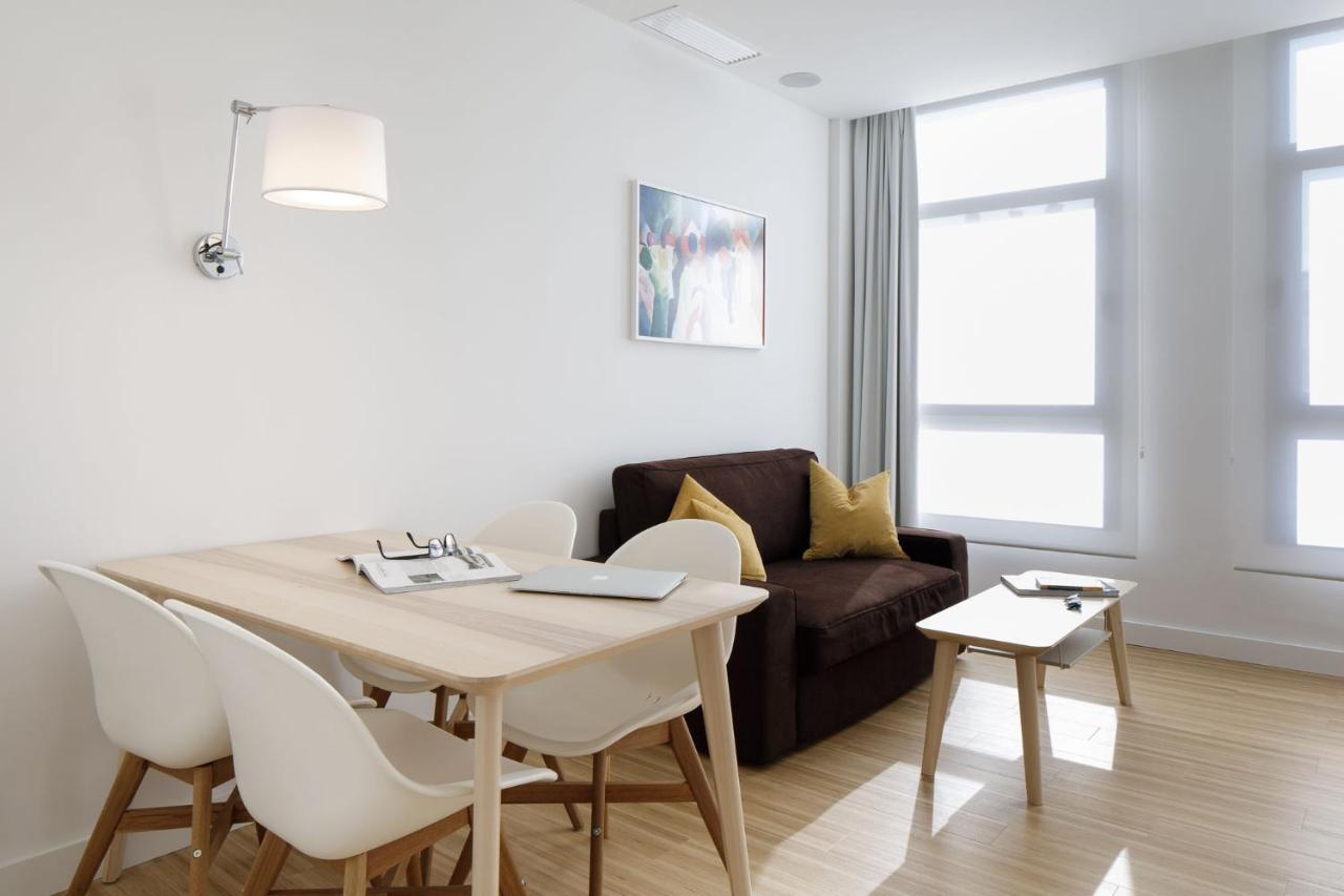 Mush Room Apartamentos Seville Ngoại thất bức ảnh