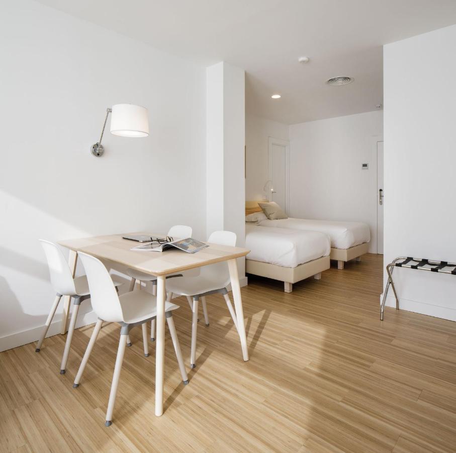Mush Room Apartamentos Seville Ngoại thất bức ảnh