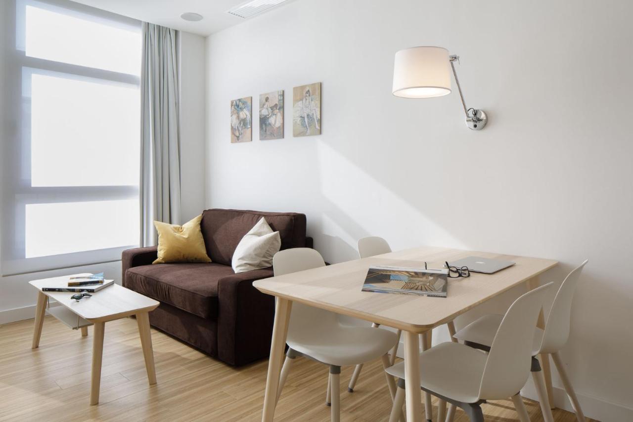 Mush Room Apartamentos Seville Ngoại thất bức ảnh